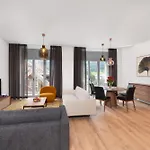 Swiss - Apartment *