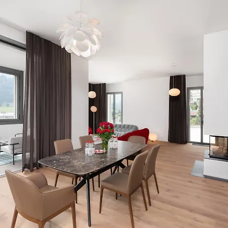 Swiss - Апартаменти *