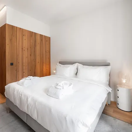 Apartment Swiss - *